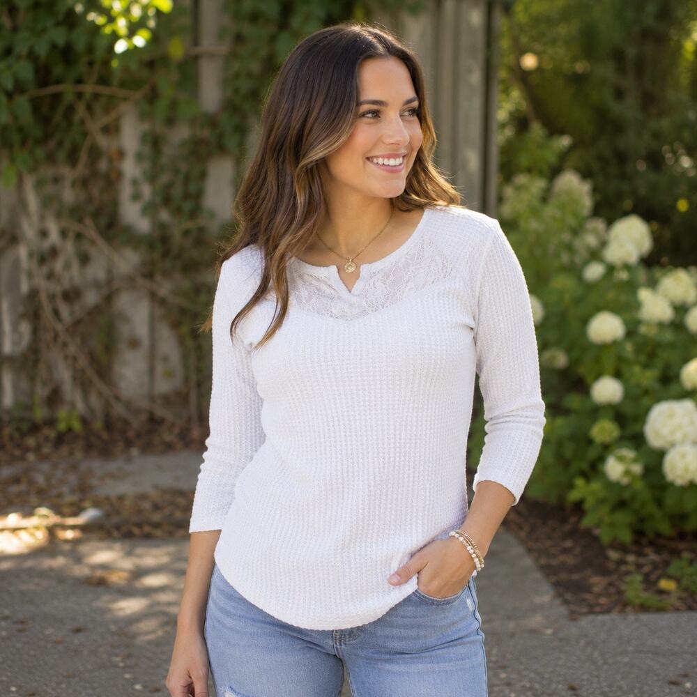 No Boundaries Womens Waffle Knit Thermal Henley Top White Lace Yoke Large